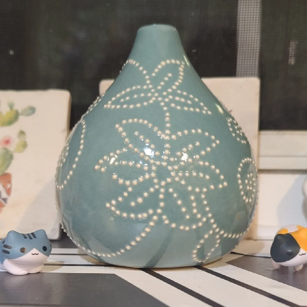 Crate & Barrel Bud Vase